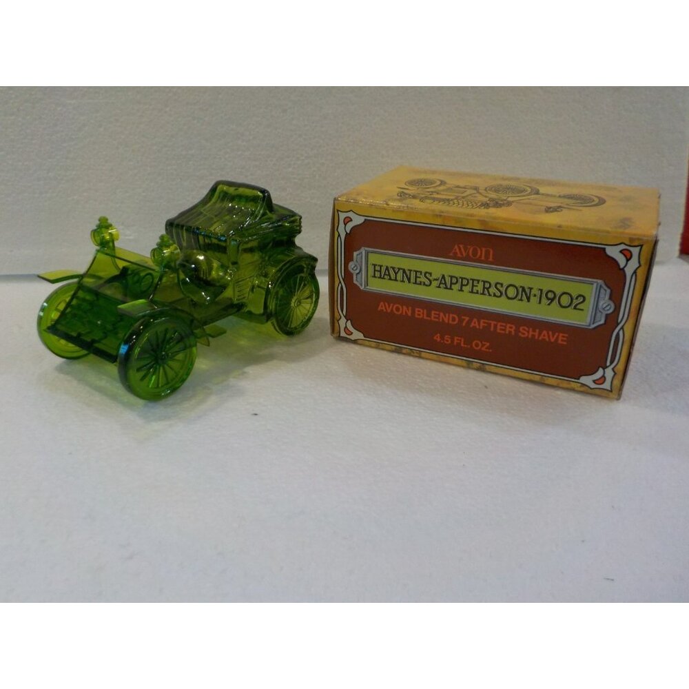 Vintage Avon Haynes-Apperson 1902 Green Glass Blend 7 Car 4.5 fl oz Decanter
